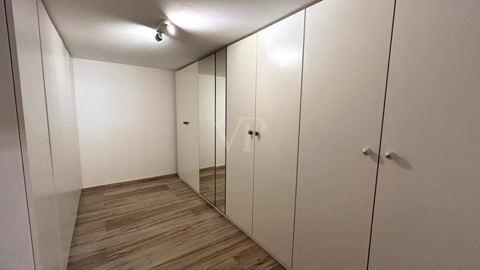 Maisonettenwohnung Siegen - 5 Zimmer, 192 m&sup2;, 2.400&euro; | Angebot:22169156