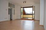 Etagenwohnung Kitzingen - 3 Zimmer, 109 m&sup2;, 895&euro; | Angebot:25770532