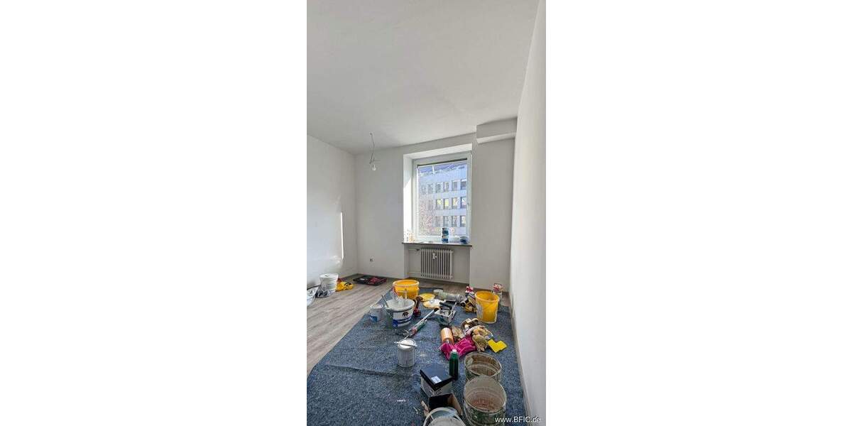 Gewerbeobjekt Fürstenfeldbruck - 9 Zimmer, 228 m&sup2;, 3.420&euro; | Angebot:25699499