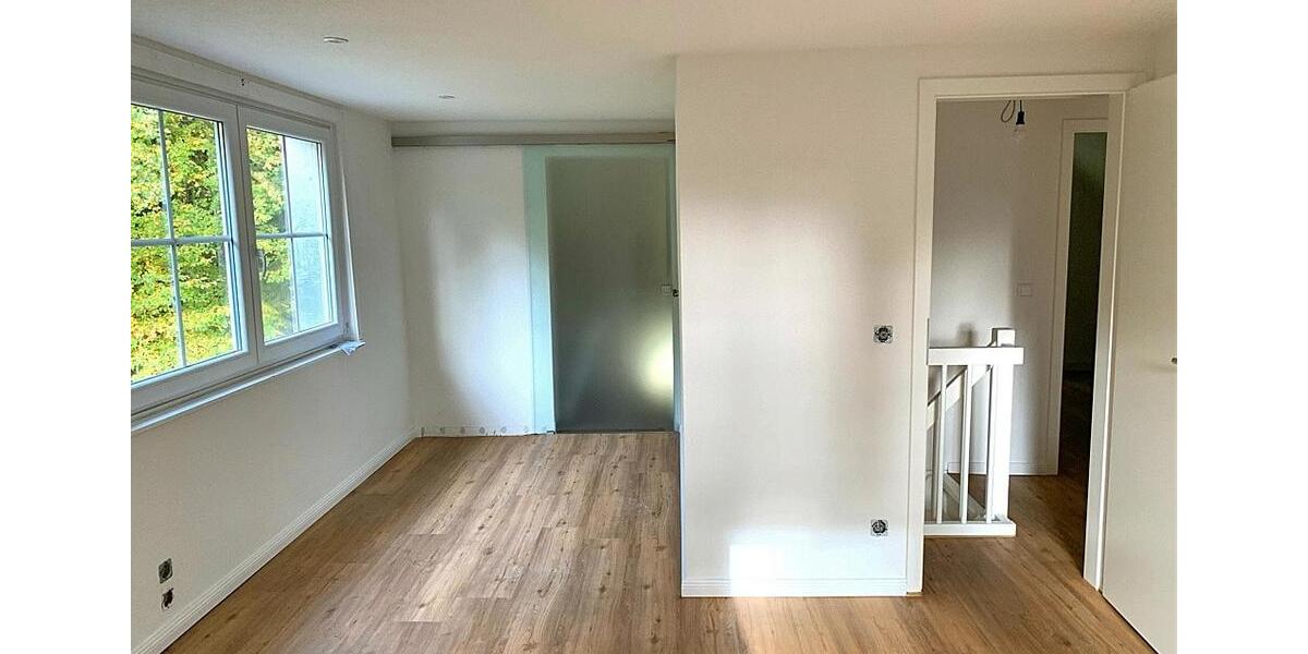 Einfamilienhaus Bendestorf - 3 Zimmer, 113 m&sup2;, 1.750&euro; | Angebot:24690721