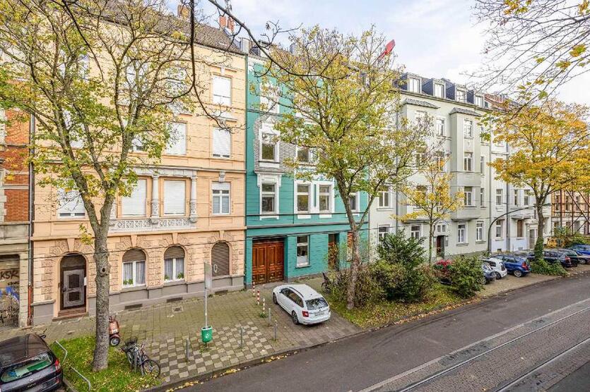 Kernsanierte GartenWohnung im historischen Altbau mit moderner Möblierung in D-Flingern-Nord!
