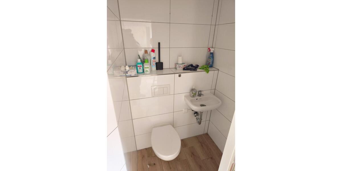Etagenwohnung Düren Mariaweiler-Hoven - 4 Zimmer, 133 m&sup2;, 1.250&euro; | Angebot:26489416