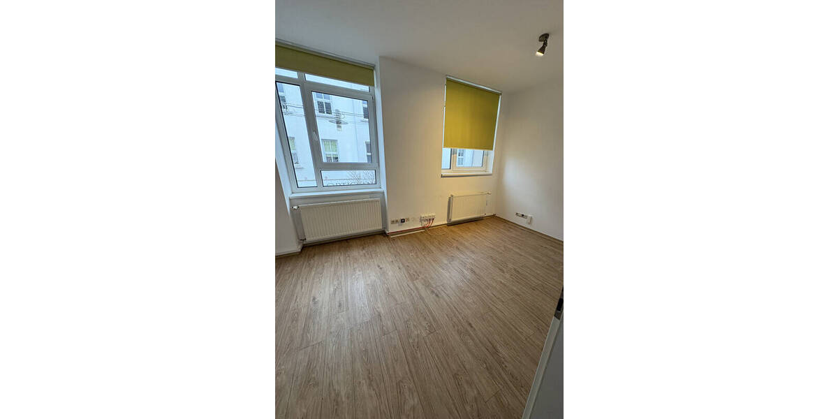 Gewerbeobjekt Dillingen - 1 Zimmer, 90 m&sup2;, 2.060&euro; | Angebot:26081202