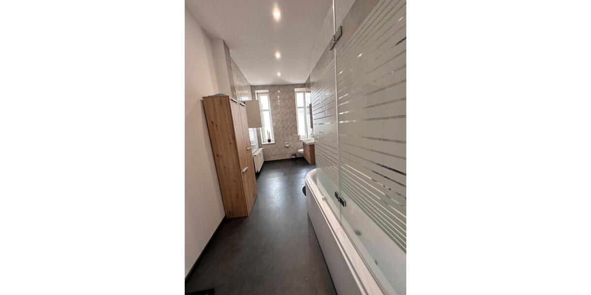 Etagenwohnung Friedrichroda - 4 Zimmer, 136 m&sup2;, 1.000&euro; | Angebot:26407667