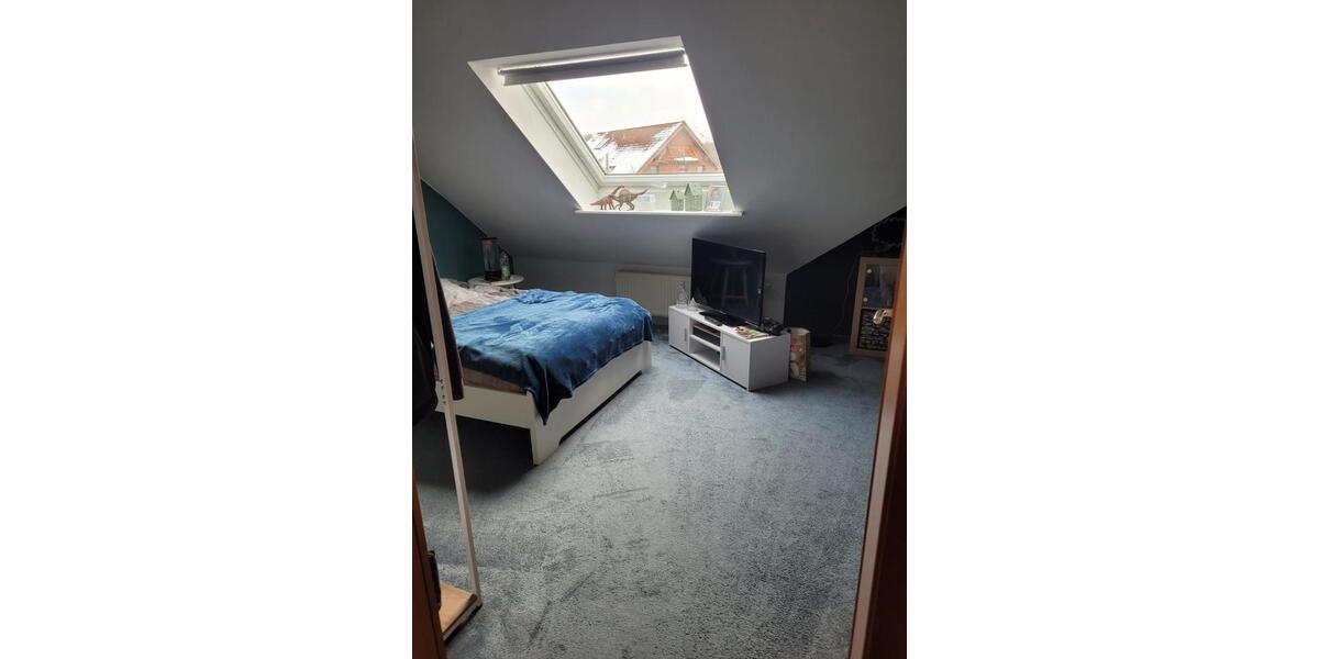 Dachgeschoßwohnung Enger - 3 Zimmer, 80 m&sup2;, 700&euro; | Angebot:24818723