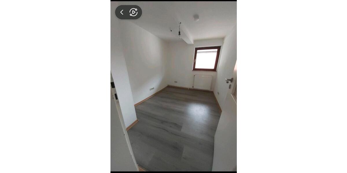 Einfamilienhaus Uslar - 4 Zimmer, 100 m&sup2;, 800&euro; | Angebot:25843294