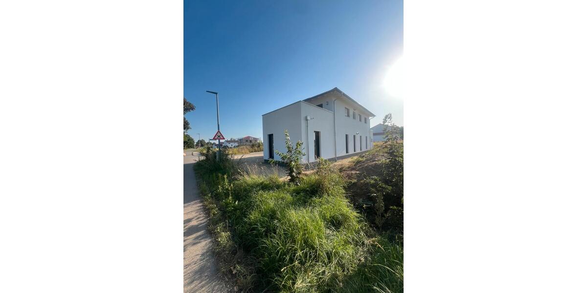 Erdgeschoßwohnung Kranzberg - 4.5 Zimmer, 117 m&sup2;, 2.350&euro; | Angebot:24654281