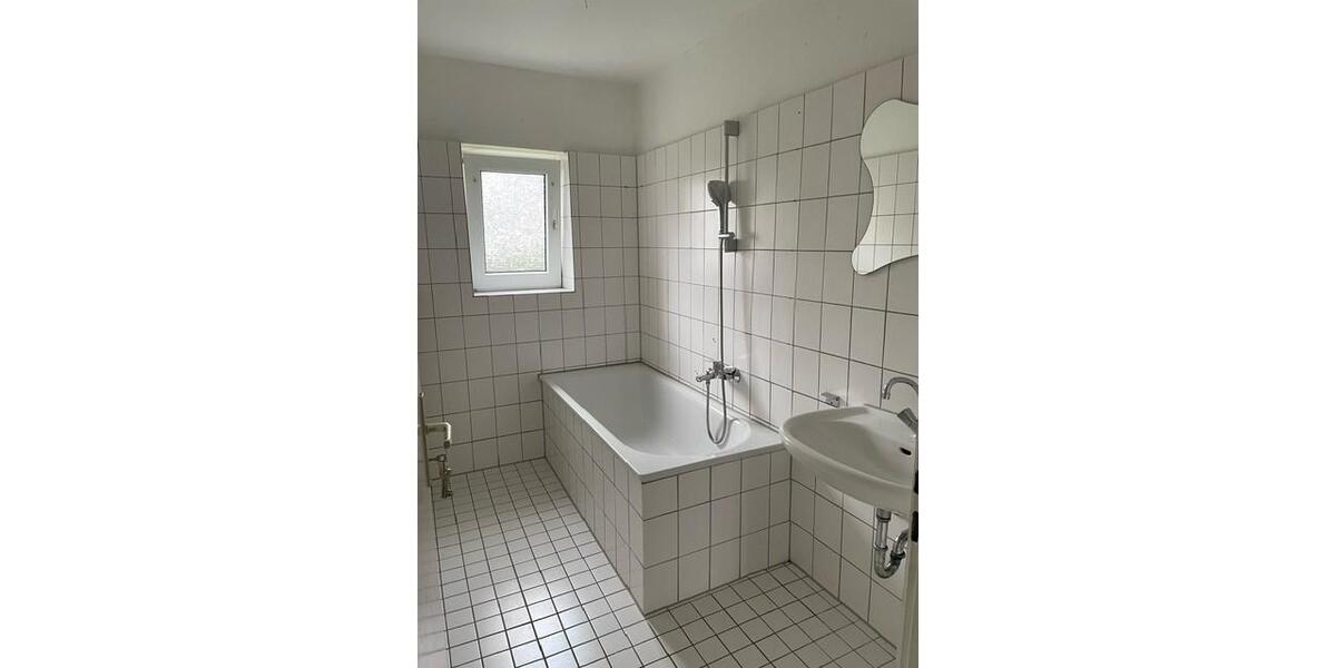 Erdgeschoßwohnung Stolberg (Rheinland) - 3 Zimmer, 87 m&sup2;, 809&euro; | Angebot:23553612