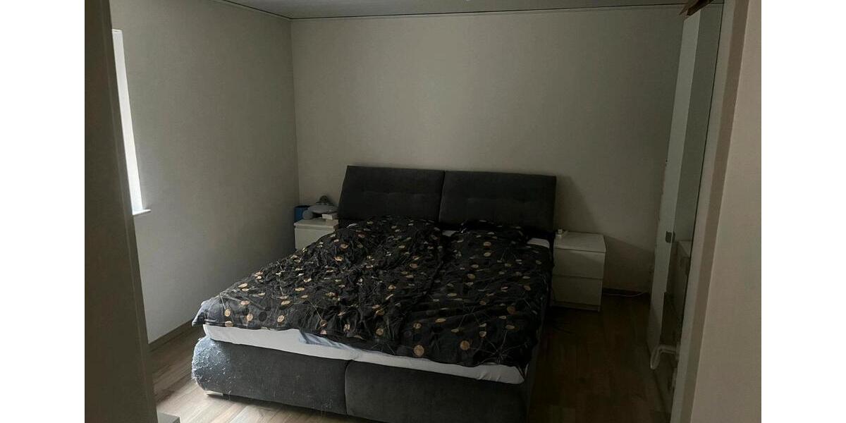 Etagenwohnung Speicher - 2 Zimmer, 70 m&sup2;, 650&euro; | Angebot:26704244