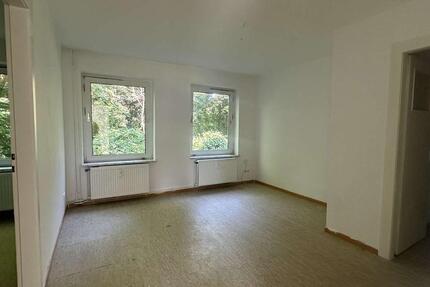 Kleine 3-Zimmerwohnung im Erdgeschoss zimmer