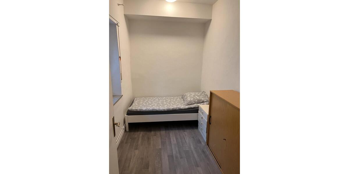 Wohnen auf Zeit Freren - 18 Zimmer, 230 m&sup2;, 16&euro; | Angebot:26287866