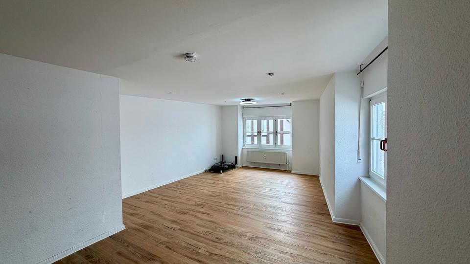 Etagenwohnung Homberg (Efze) - 4 Zimmer, 120 m&sup2;, 700&euro; | Angebot:24511960