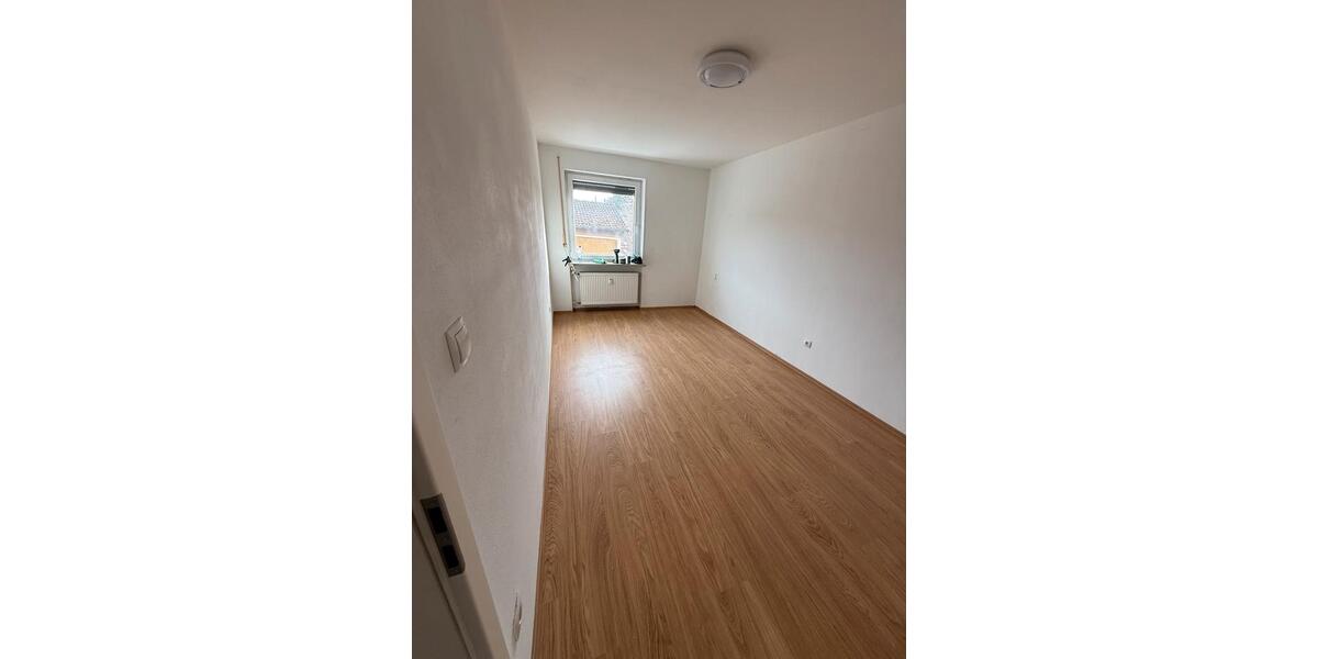 Hochparterre Marktoberdorf - 3 Zimmer, 90 m&sup2;, 1.080&euro; | Angebot:24866259