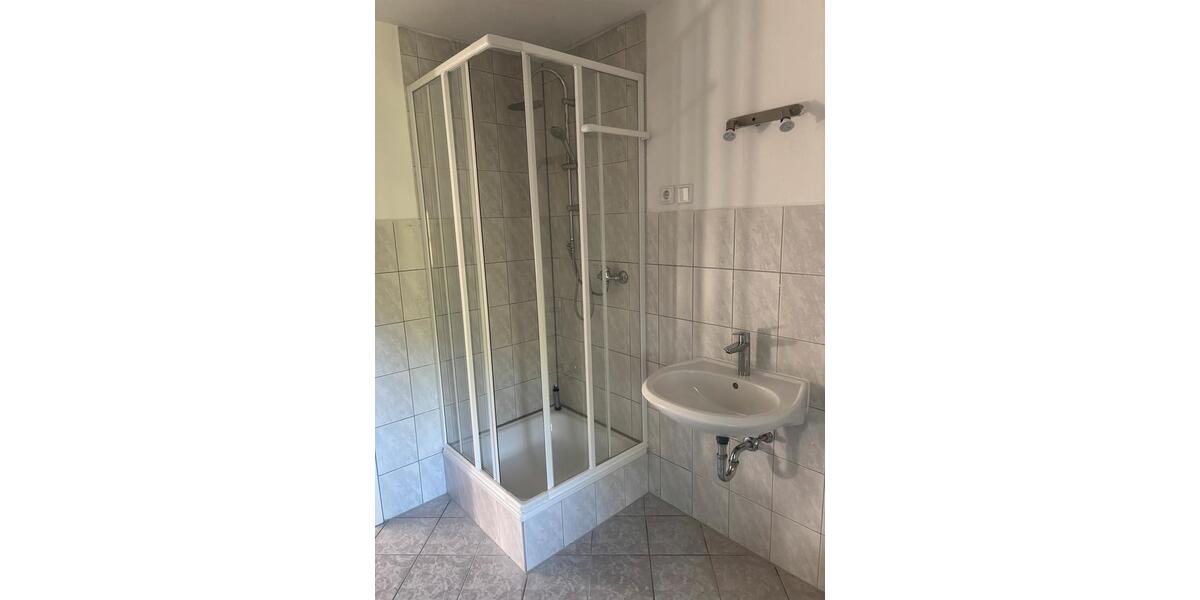 Dachgeschoßwohnung Geithain - 2 Zimmer, 60 m&sup2;, 340&euro; | Angebot:25907608