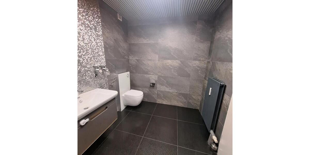 Etagenwohnung Schwetzingen - 3.5 Zimmer, 84 m&sup2;, 1.260&euro; | Angebot:26483155