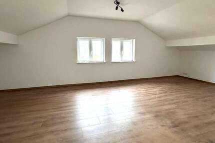 Wohnung Dittweiler - 3 Zimmer, 120 m&sup2;, 1.350&euro; | Angebot:25084015