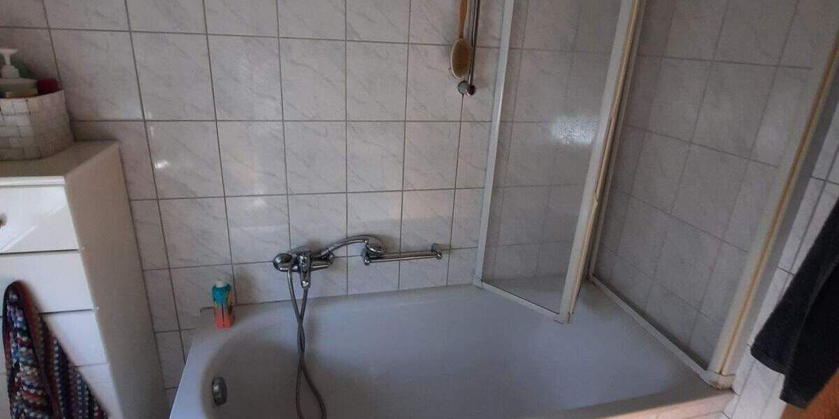 Bungalow Moers Moers-Mitte - 2 Zimmer, 78 m&sup2;, 620&euro; | Angebot:25245755