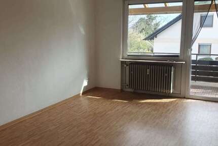 Wohnung Mainz-Finthen Finthen - 3 Zimmer, 75 m&sup2;, 900&euro; | Angebot:26569679