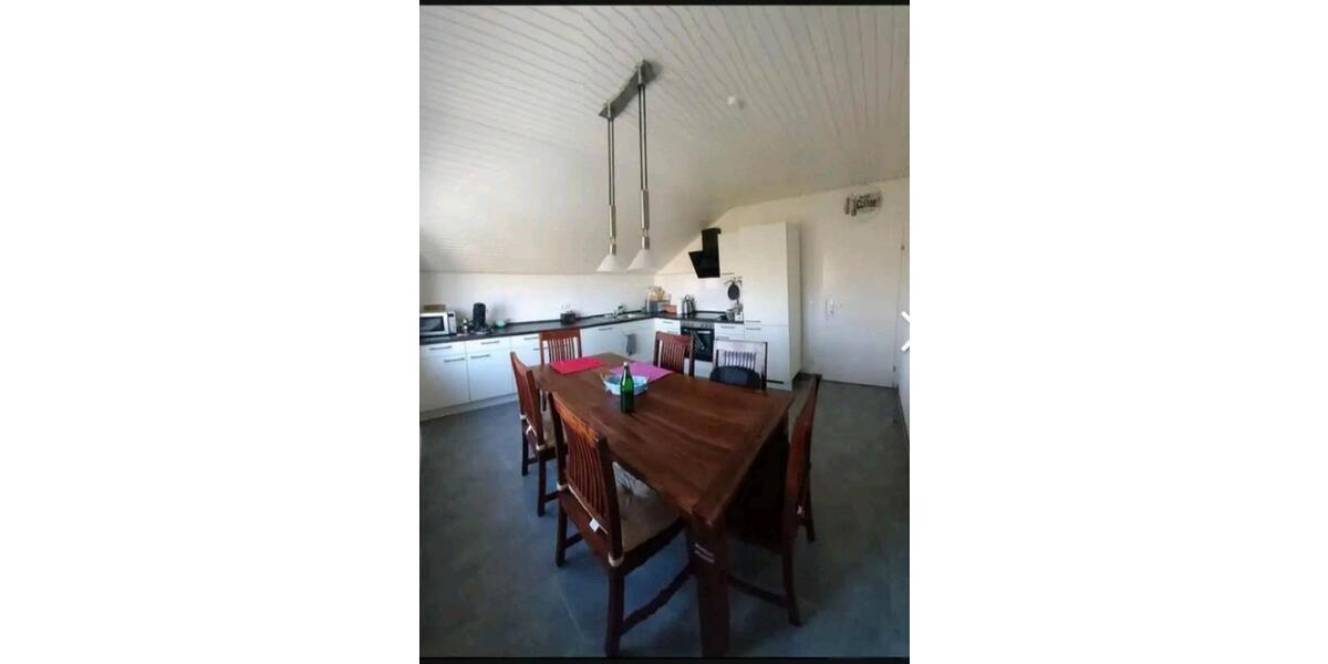 Dachgeschoßwohnung Leimersheim - 3 Zimmer, 1.200&euro; | Angebot:23295627