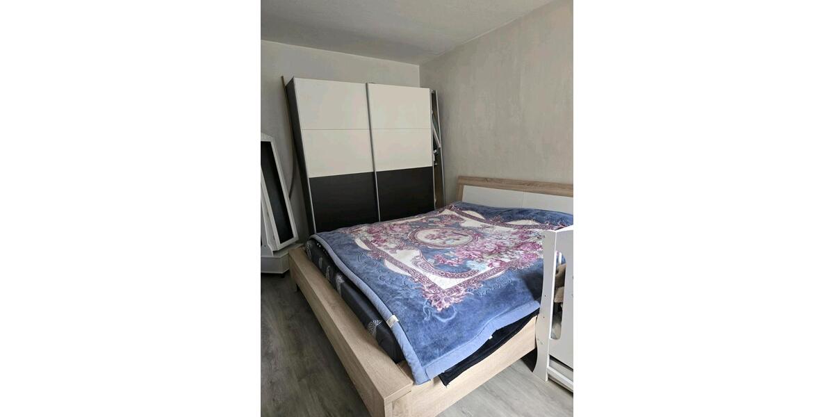 Etagenwohnung Hermersberg - 3 Zimmer, 120 m&sup2;, 1.200&euro; | Angebot:25398590
