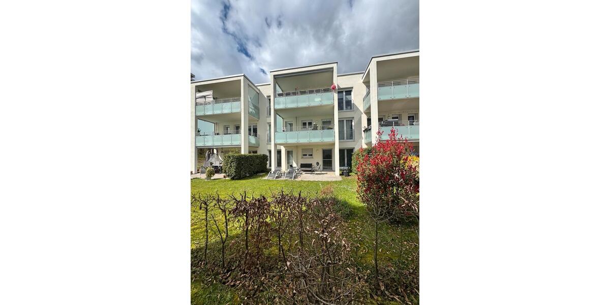 Erdgeschoßwohnung Lahr (Schwarzwald) - 2 Zimmer, 68 m&sup2;, 1.175&euro; | Angebot:26278552