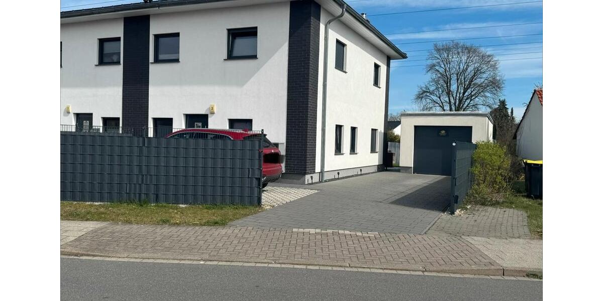 Doppelhaushälfte Uetze - 4 Zimmer, 125 m&sup2;, 1.450&euro; | Angebot:26019690