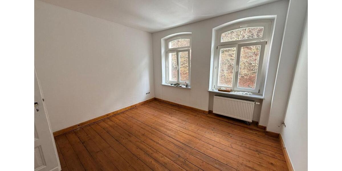 Etagenwohnung Wiehl - 4 Zimmer, 130 m&sup2;, 1.450&euro; | Angebot:25538771