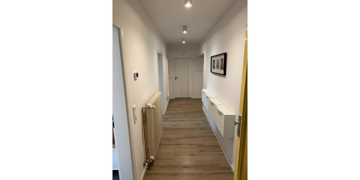 Wohnen auf Zeit Wuppertal Gemarkung Elberfeld - 1 Zimmer, 20 m&sup2;, 470&euro; | Angebot:25595871