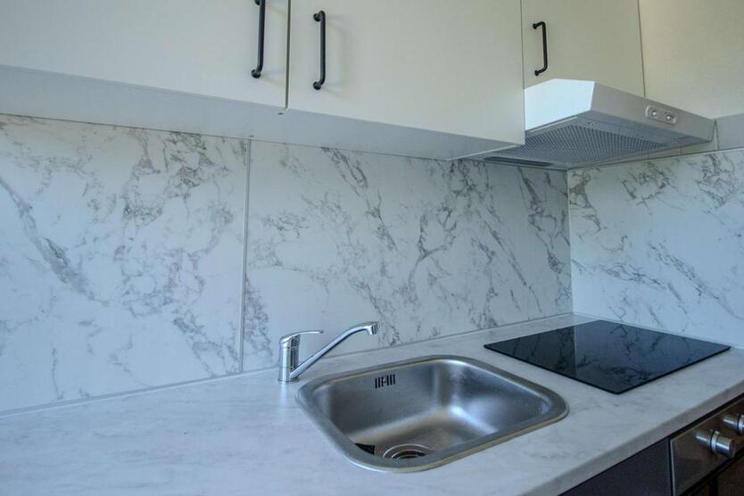 Helle 2-Zimmer Wohnung in grüner Umgebung zimmer