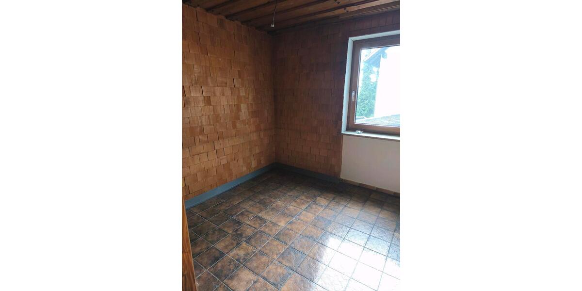 Etagenwohnung Hahnbach - 5 Zimmer, 120 m&sup2;, 820&euro; | Angebot:26447512