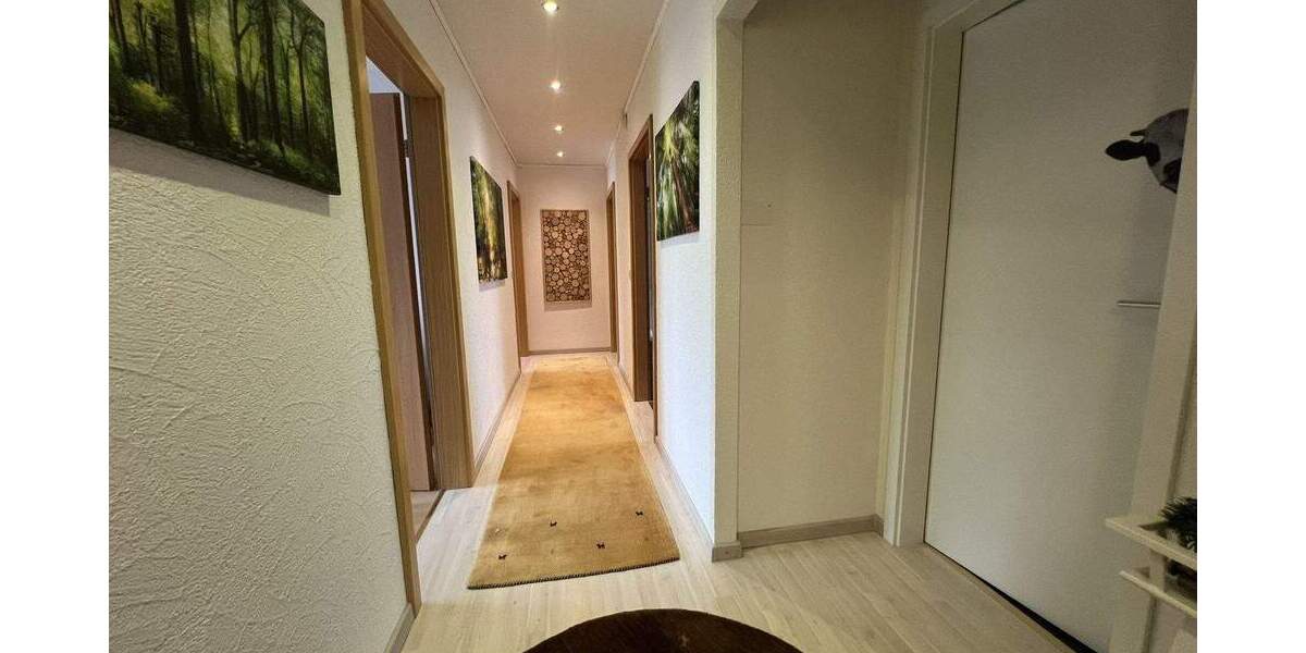 Etagenwohnung Weilheim Unterbierbronnen - 3 Zimmer, 162 m&sup2;, 1.300&euro; | Angebot:24974652