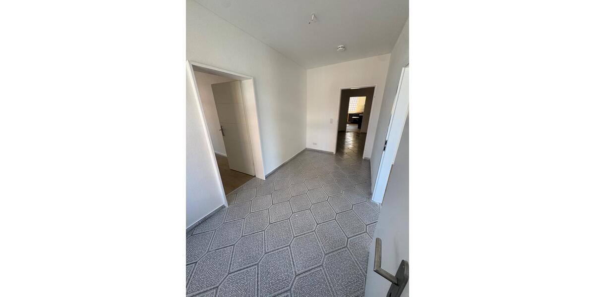 Etagenwohnung Uetersen - 4.5 Zimmer, 118 m&sup2;, 1.500&euro; | Angebot:26426662