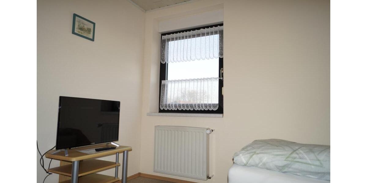 Wohnen auf Zeit Liebenau - 3 Zimmer, 100 m&sup2;, 35&euro; | Angebot:25804829