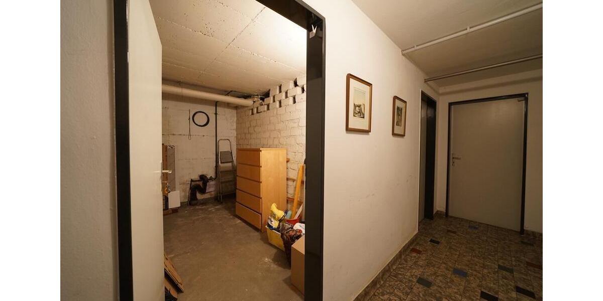 Etagenwohnung Köln Nippes - 3 Zimmer, 89 m&sup2;, 1.290&euro; | Angebot:26648409