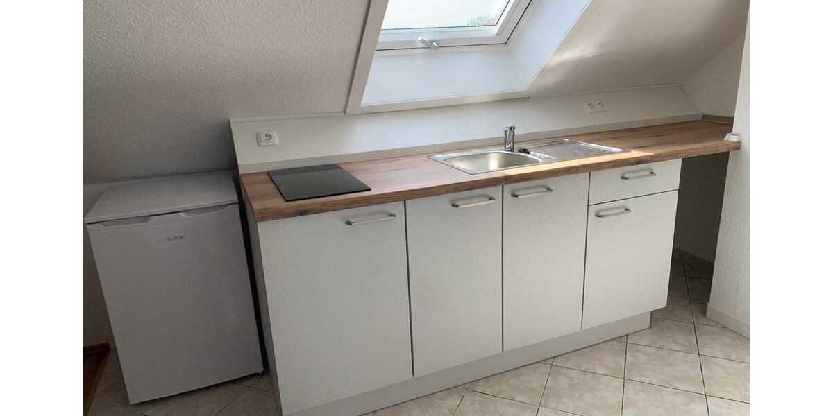 Dachgeschoßwohnung Fulda Kohlhaus - 1 Zimmer, 30 m&sup2;, 370&euro; | Angebot:25893664