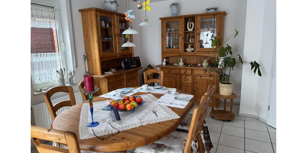 Doppelhaushälfte Sternberg - 4 Zimmer, 107 m&sup2;, 950&euro; | Angebot:25982805
