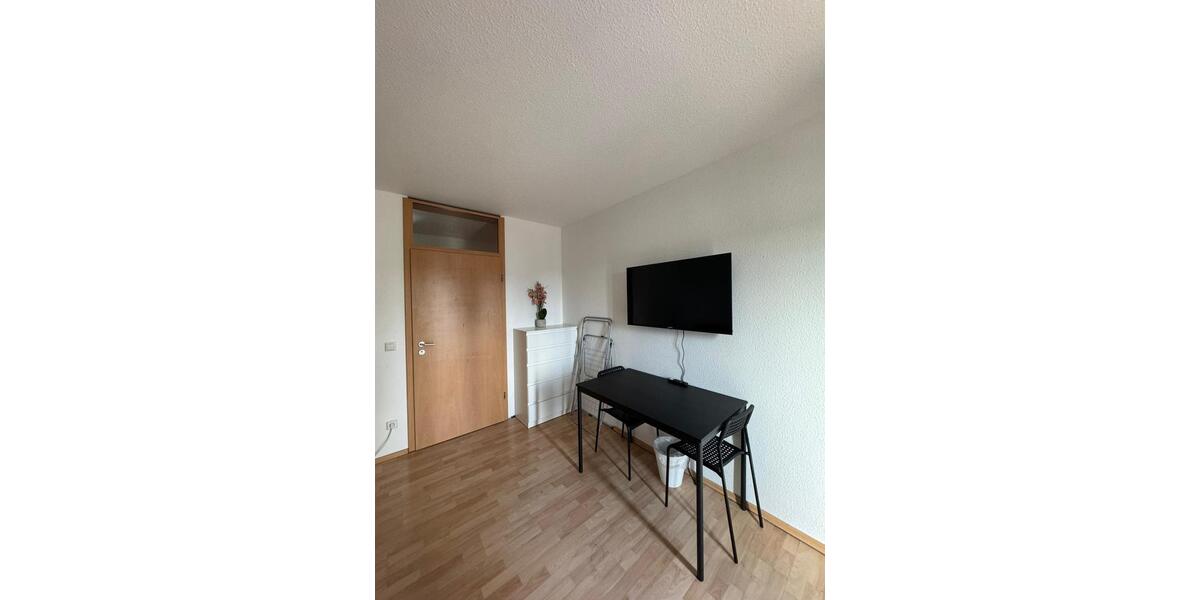 Monteurwohnung mit 6 Zimmern (12 Betten) in 59497 Werl 6 zimmer