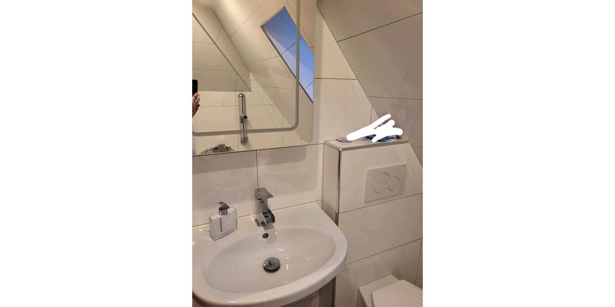 Dachgeschoßwohnung Triberg im Schwarzwald - 3 Zimmer, 75 m&sup2;, 900&euro; | Angebot:26535930