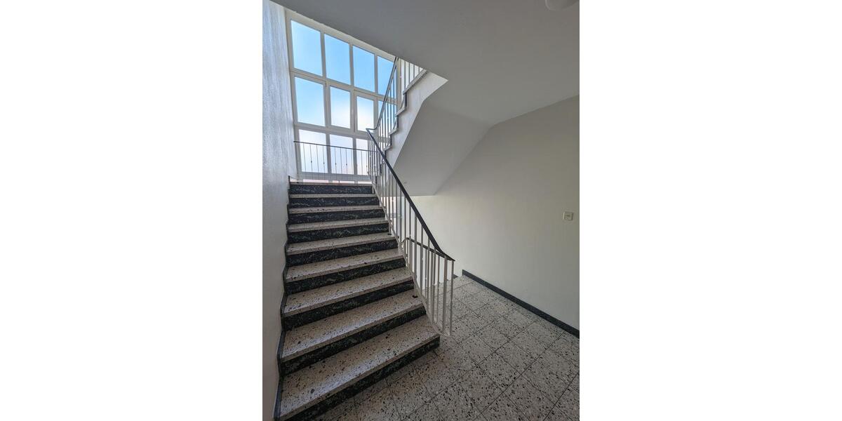 Etagenwohnung Bremerhaven - 2 Zimmer, 66 m&sup2;, 560&euro; | Angebot:26646273