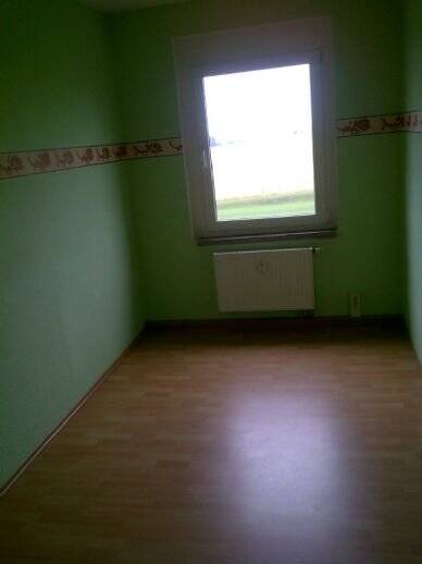 Etagenwohnung Großenstein Nauendorf - 3 Zimmer, 60 m&sup2;, 360&euro; | Angebot:26242260