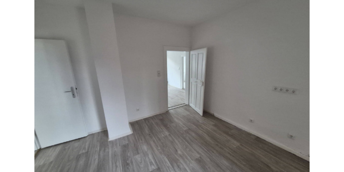 Etagenwohnung Ohrdruf - 3 Zimmer, 70 m&sup2;, 590&euro; | Angebot:22989592