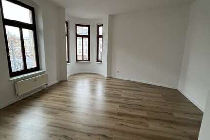 Wohnung zum Mieten in Halle 756 € 94.5 m² 3 zimmer