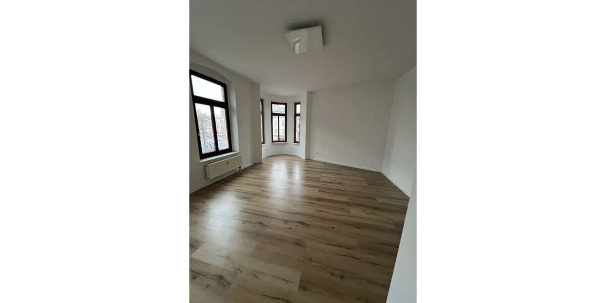 Wohnung zum Mieten in Halle 756 € 94.5 m² 3 zimmer