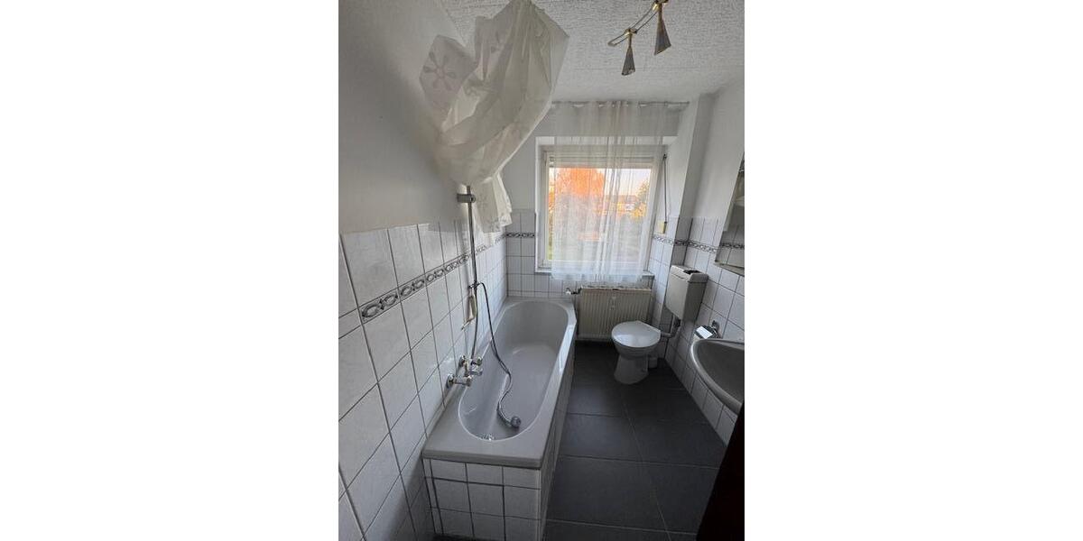 Etagenwohnung Sankt Ingbert - 4 Zimmer, 76 m&sup2;, 680&euro; | Angebot:24864831