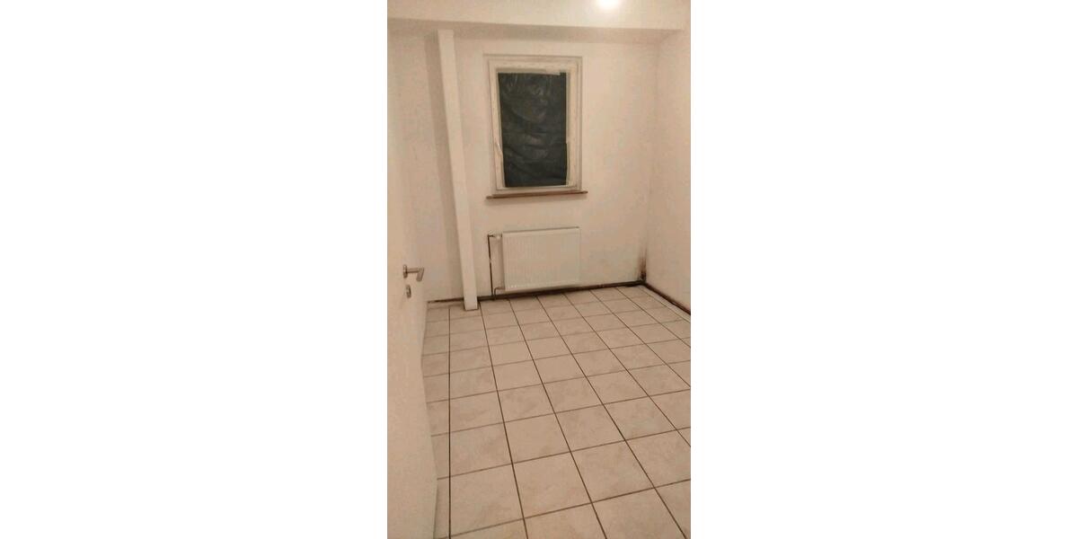 Erdgeschoßwohnung Briedel - 4 Zimmer, 75 m&sup2;, 490&euro; | Angebot:24868795
