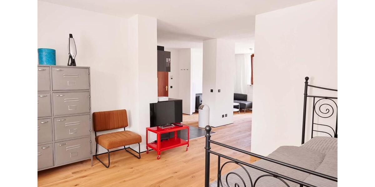Loft - Studio - Atelier München Schwabing-Freimann - 2 Zimmer, 64 m&sup2;, 1.360&euro; | Angebot:26131659