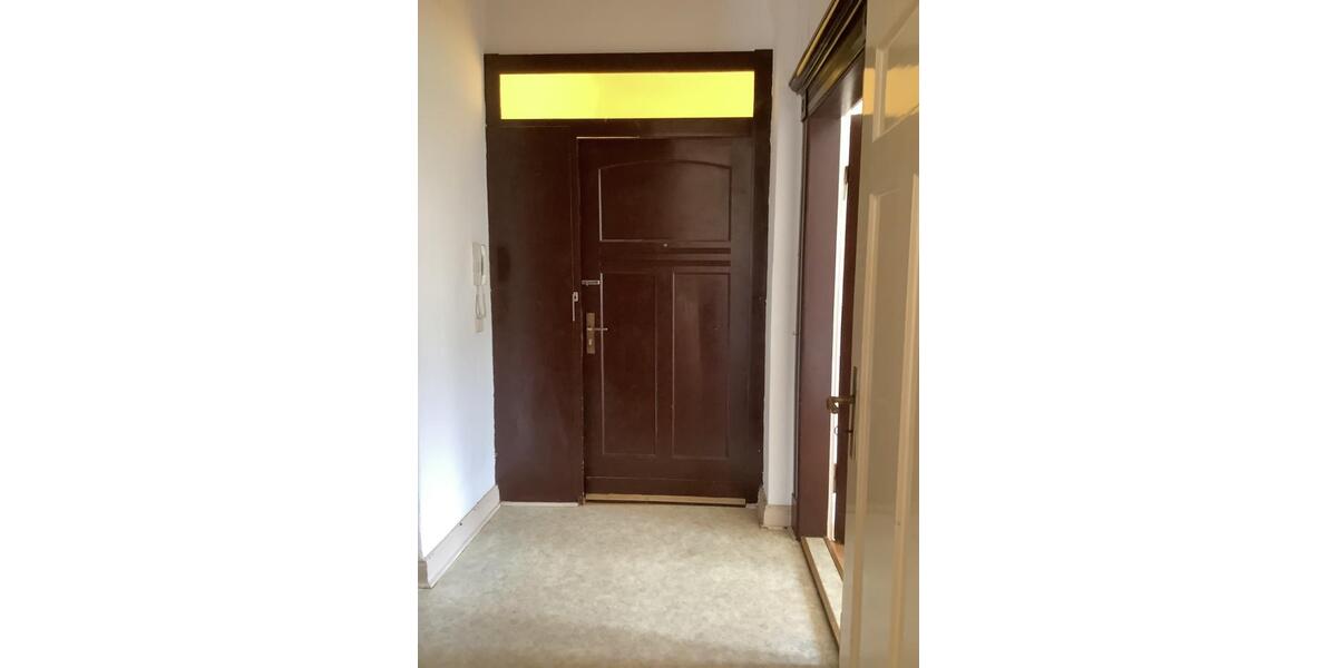 Etagenwohnung Blankenburg (Harz) - 3 Zimmer, 126 m&sup2;, 670&euro; | Angebot:21395487