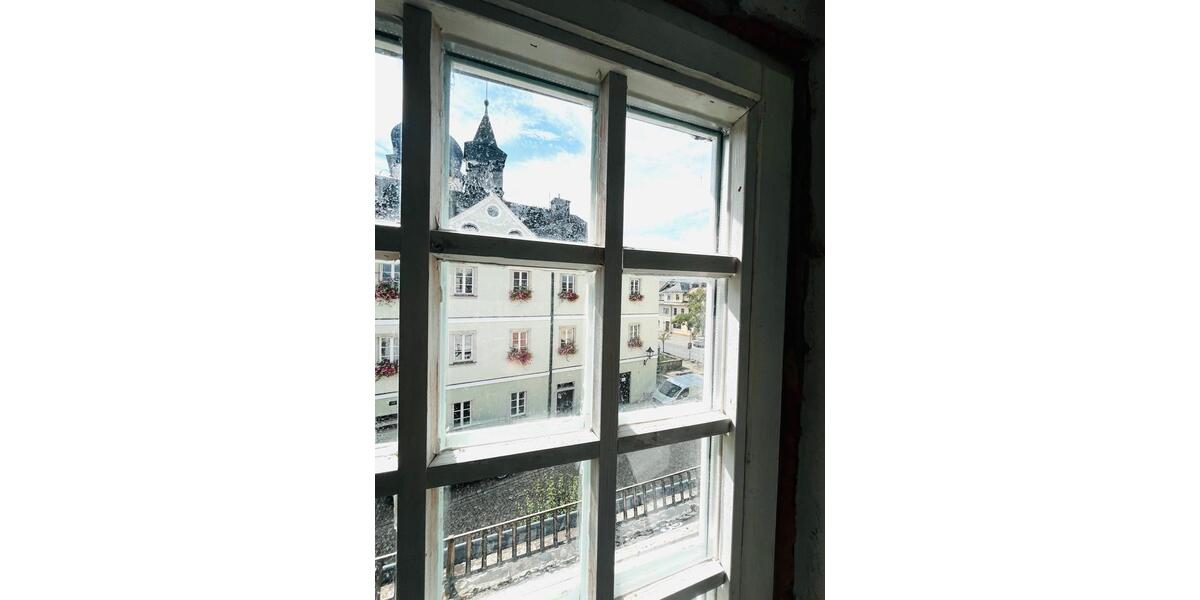 Wohnen auf Zeit Selb - 6 Zimmer, 140 m&sup2;, 360&euro; | Angebot:26228951