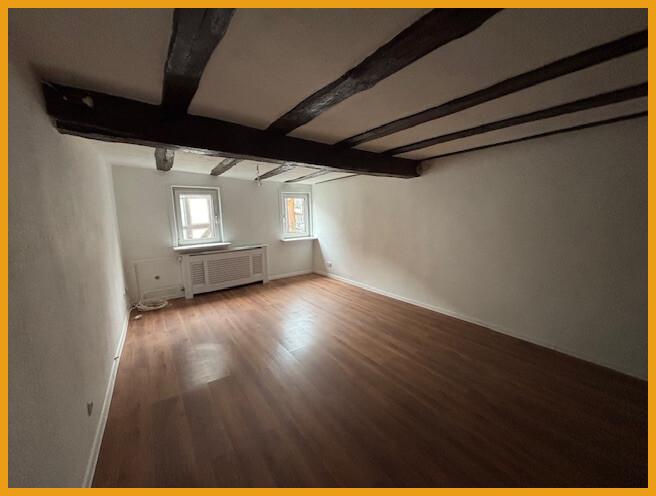 Dachgeschoßwohnung Alsfeld - 3 Zimmer, 82 m&sup2;, 640&euro; | Angebot:23818105