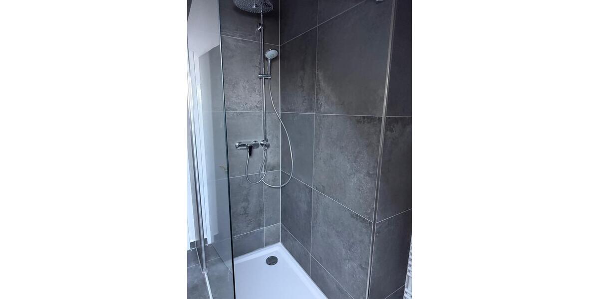 Dachgeschoßwohnung Nienburg (Weser) - 1 Zimmer, 20 m&sup2;, 400&euro; | Angebot:25569983